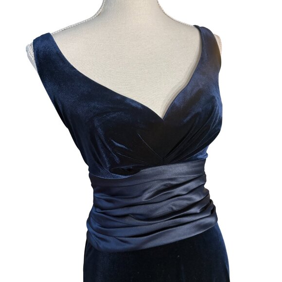 T Tadashi Shoji Velvet Gown maxi dress size 4 S small midnight navy blue holiday - Picture 4 of 12
